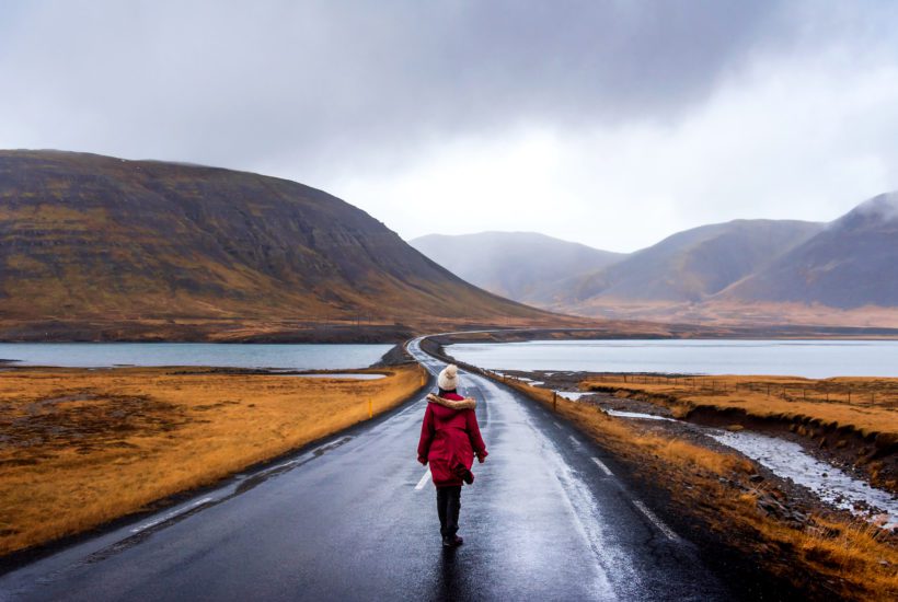 The Glacier Experiences "Kona Tour" combines a trip through Iceland's natural beauty with a look at the country's gender equality and feminism. | © Creative Family/Shutteratock