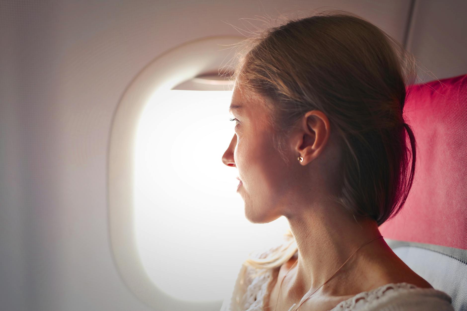 Is flying dangerous? Here's tips on managing your flying anxiety. 